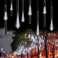 Instalatie Luminoasa Craciun cu 8 turturi 30cm cu LED-uri Alb Rece