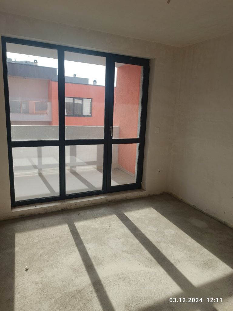 Продава се Двустаен апартамент в Търговище, Център - 62 кв.м за 1193 €/кв.м - Снимка #8