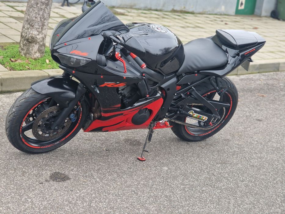 Yamaha R6.   .   .   .