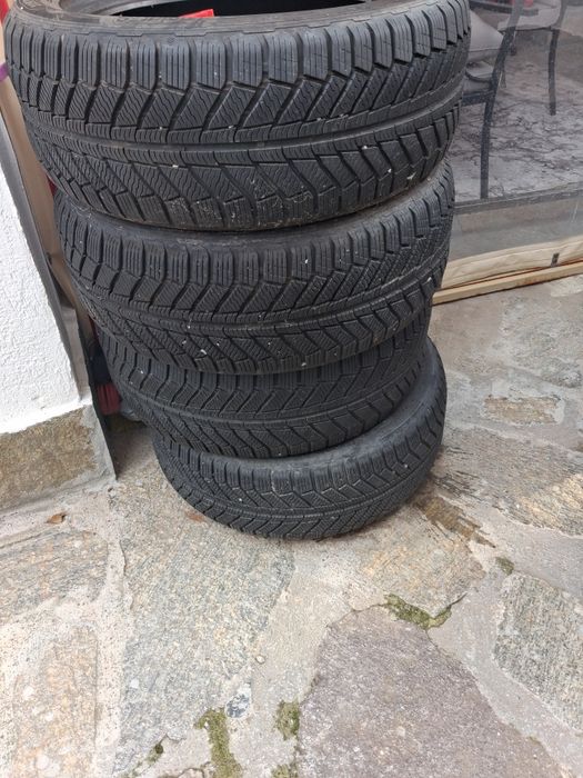 .продава гуми зимни points 70 лева