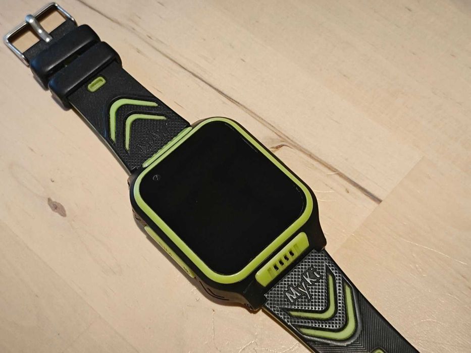 MyKi Watch 4 смарт часовник за деца