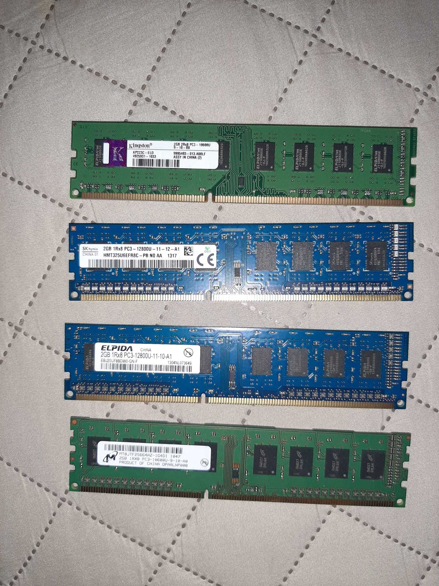 Placute de memorie RAM 512mb -> 8GB (de la 25 lei- la 90 lei)