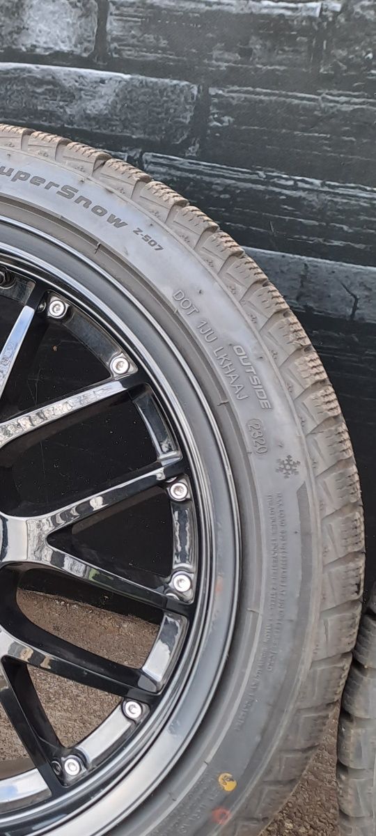 4бр. Почти Нови 225/40/18 Goodride