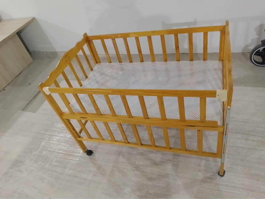 Манеж хорошем состояние