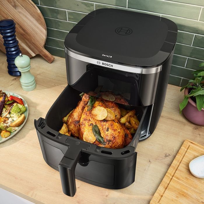 Уред за здравословно ядене BOSCH MAF671B1 7.20 L