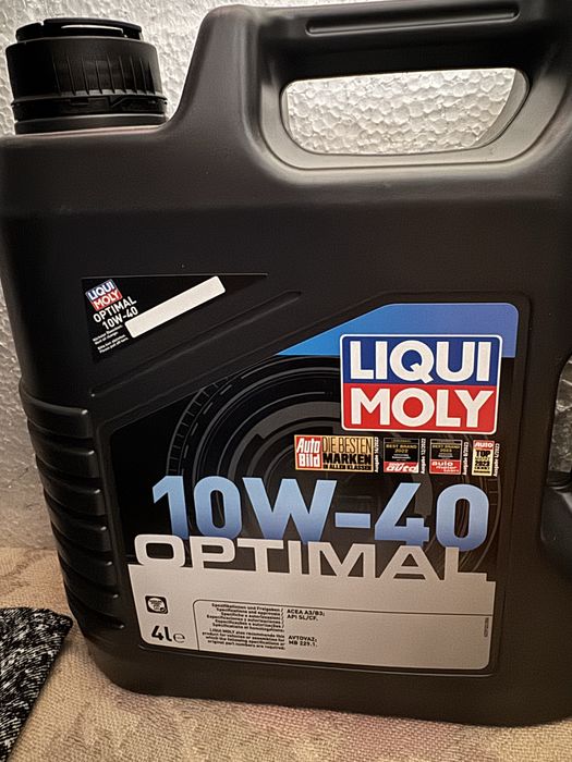Продам масло Liqui Molli 10W40 4 л + 1л