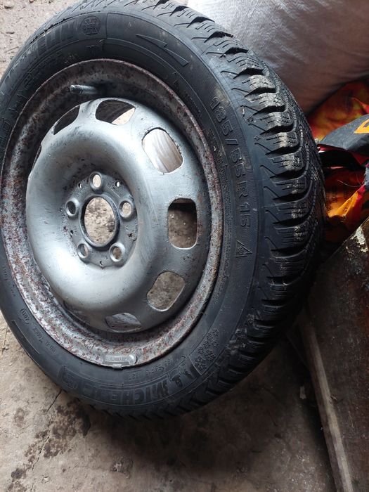 Vând cauciuc de iarna 4 bucăți