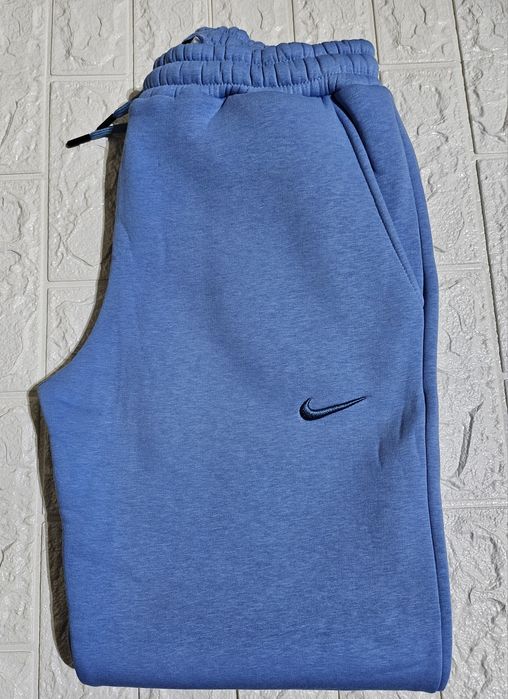 Нови ватирани долнища с бродирано лого