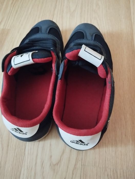 Adidași Adidas nr. 37