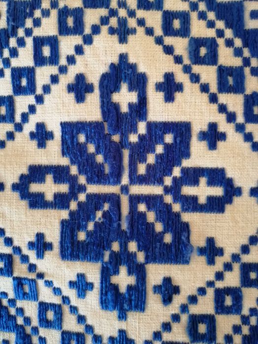 Автентична покривка за легло