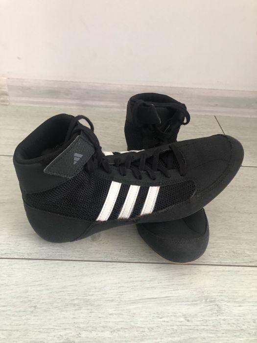 Маратонки ,Борцовки adidas - детски -N- 39,5