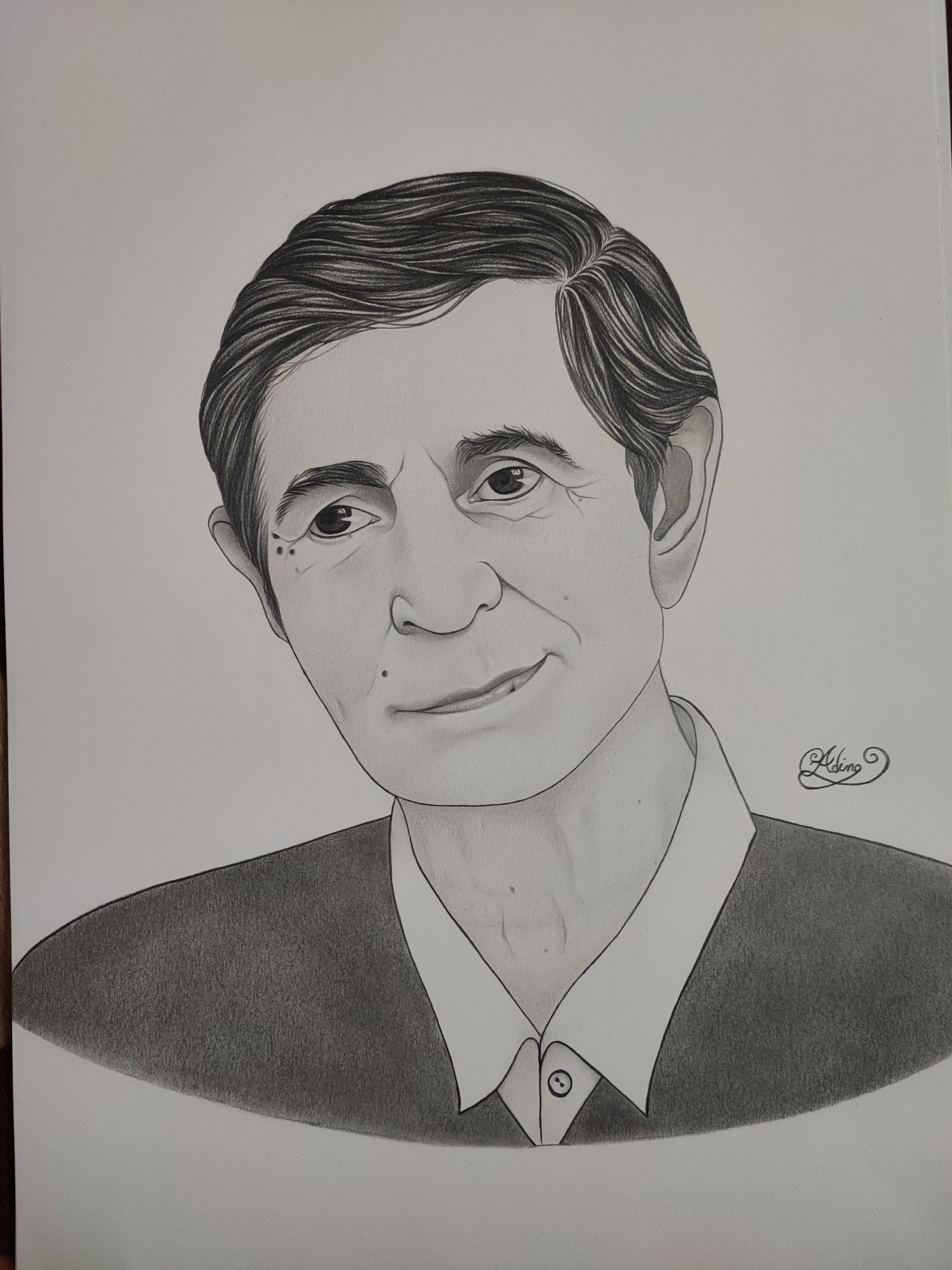 Portrete în creion