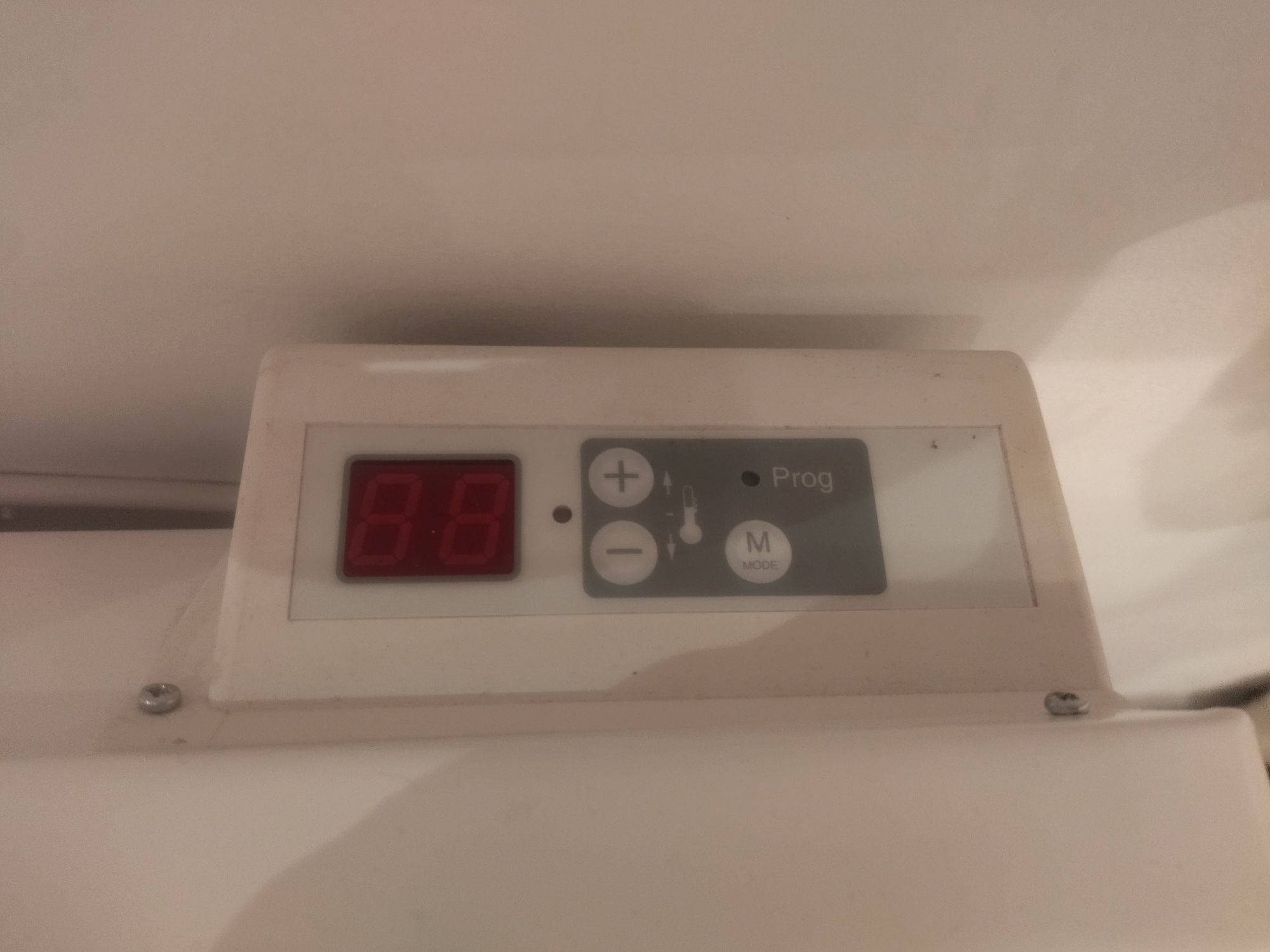Конвектори AIRELEK 2500W- 2 броя
