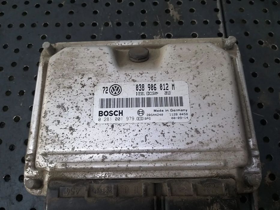 Ecu calculator motor 1.9 tdi vw golf 4 1j 038906012m 0281001979