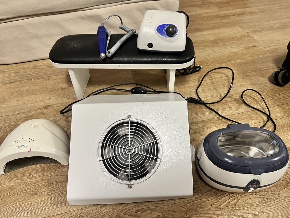 Миникюрный набор . Маникюрный аппарат strong