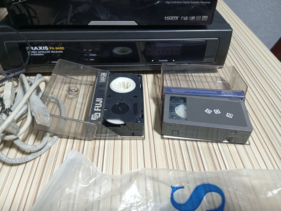 Dvr приставка wi fi роутер тюнера монитор всё вместе