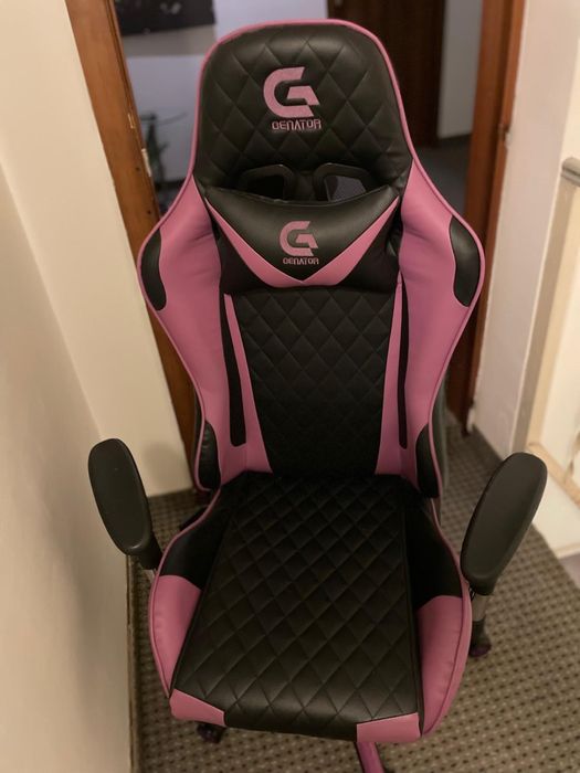 Scaun gaming  stare perfecta. Utilizat de 2 ori