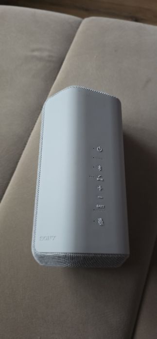 Vând boxă Sony SRS XE300