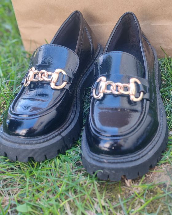 Vând mocasini  dama