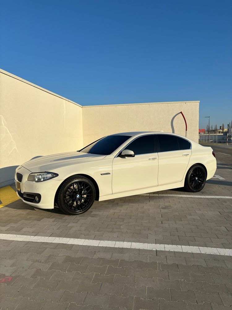 BMW seria 5 F10 facelift unic proprietar.
