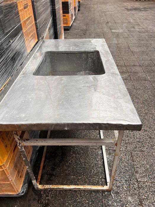 външна мивка от алпака със стойка