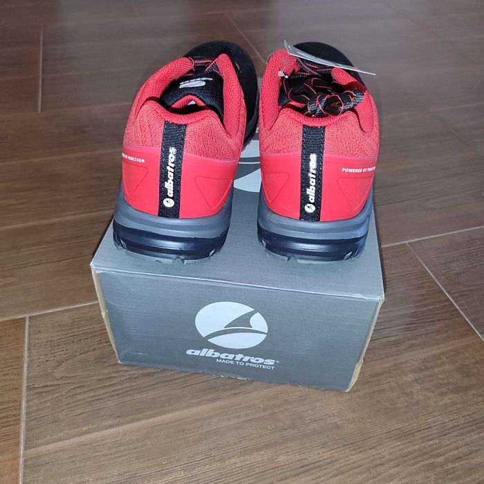 Albatros работни обувки с метално бомбе 1 бр. летни 1 бр зимни