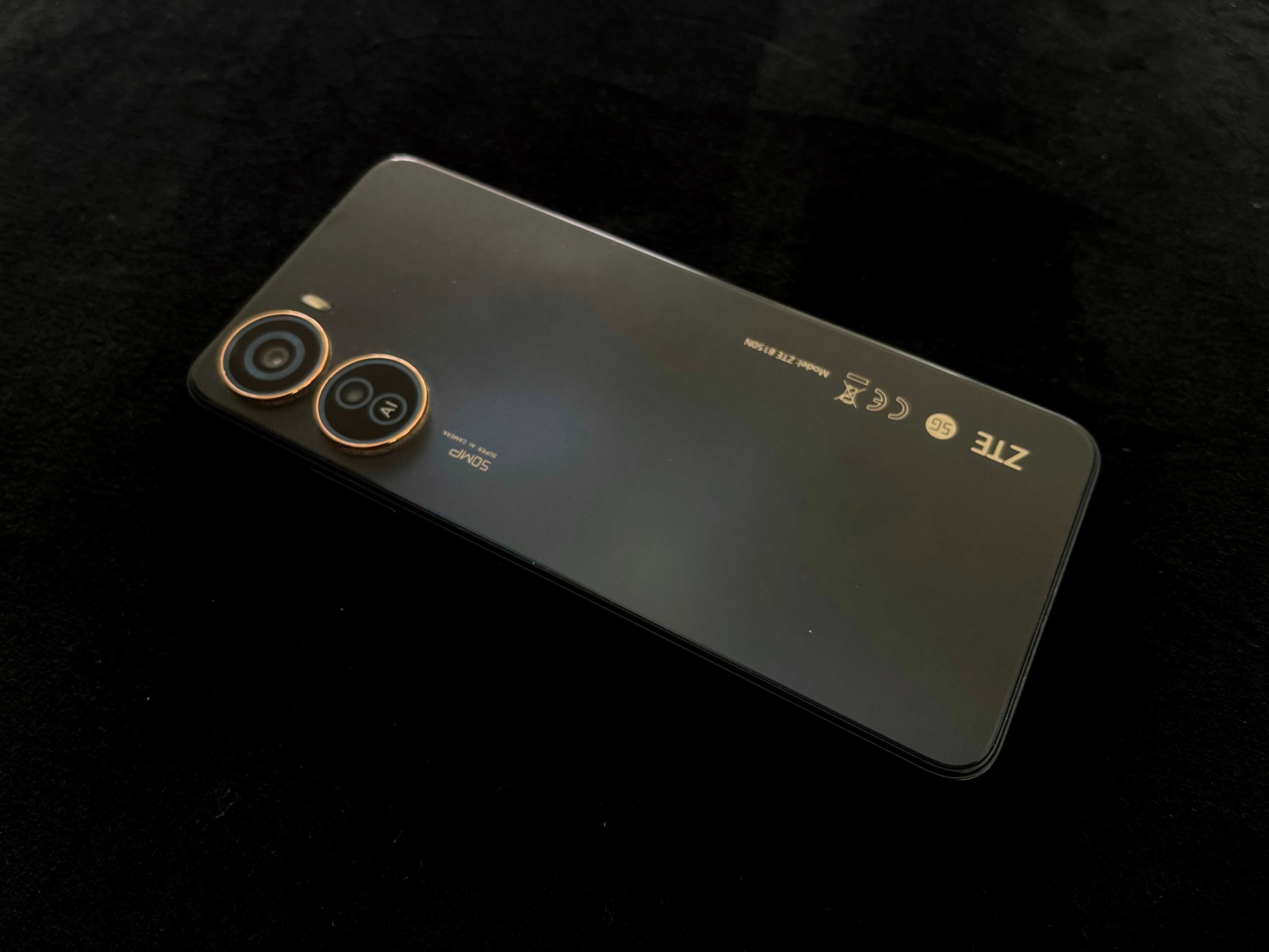 ZTE Blade V50 Design 128GB В гаранция!
