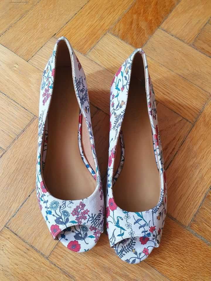 Pantofi damă noi Hotter, din Anglia, 37, design floral