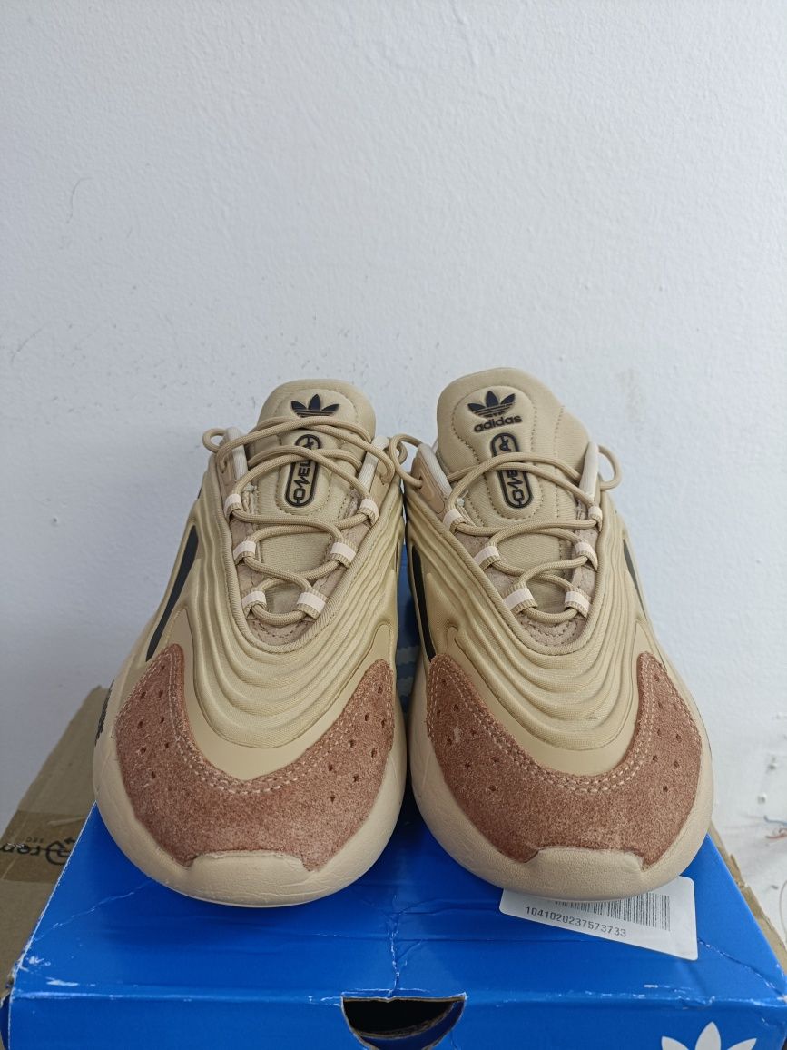 Adidas Ozelia номер 40