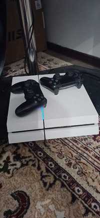 Playstation 4. Fat