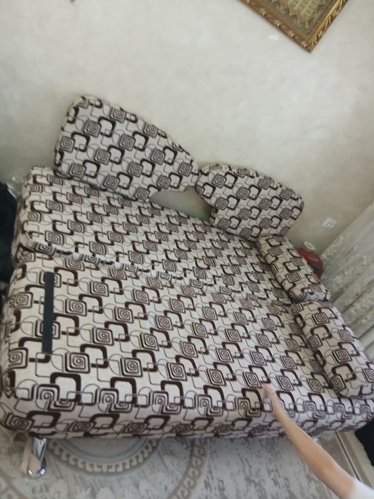 Продается диван!