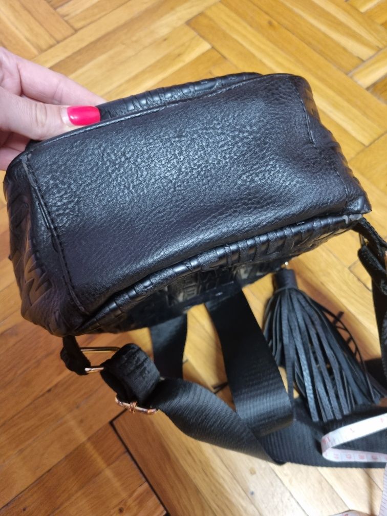 Малка раница  steve madden