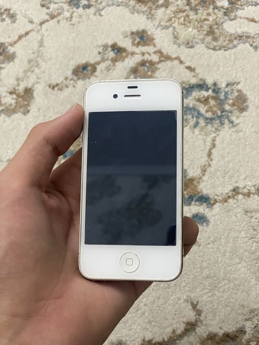 IPhone 4S 16 gb продам или обмен