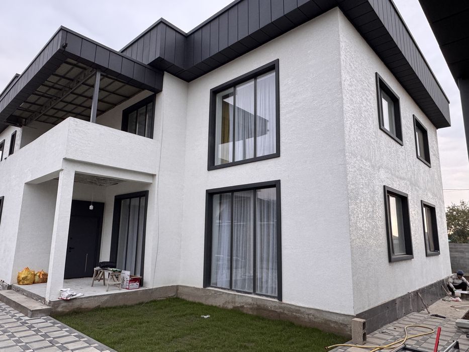 Продам дом в стиле Хай Тек срочно