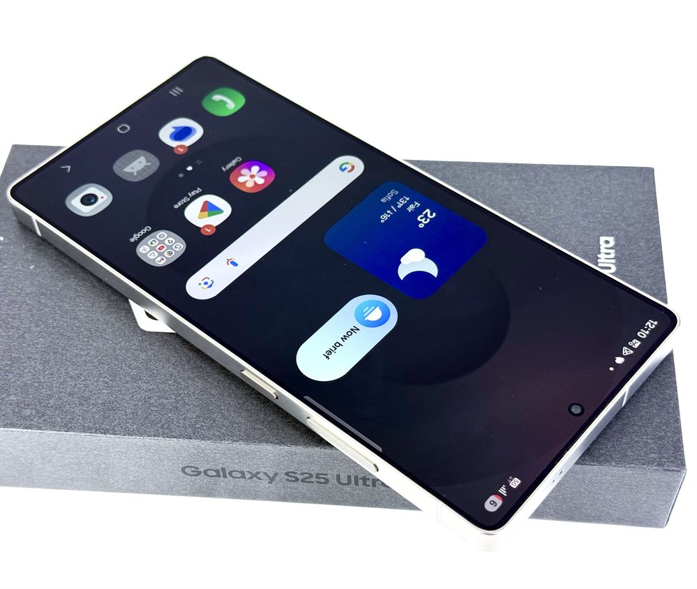 НОВ! Samsung Galaxy S25 Ultra 5G 256GB 12RAM Black Гаранция!