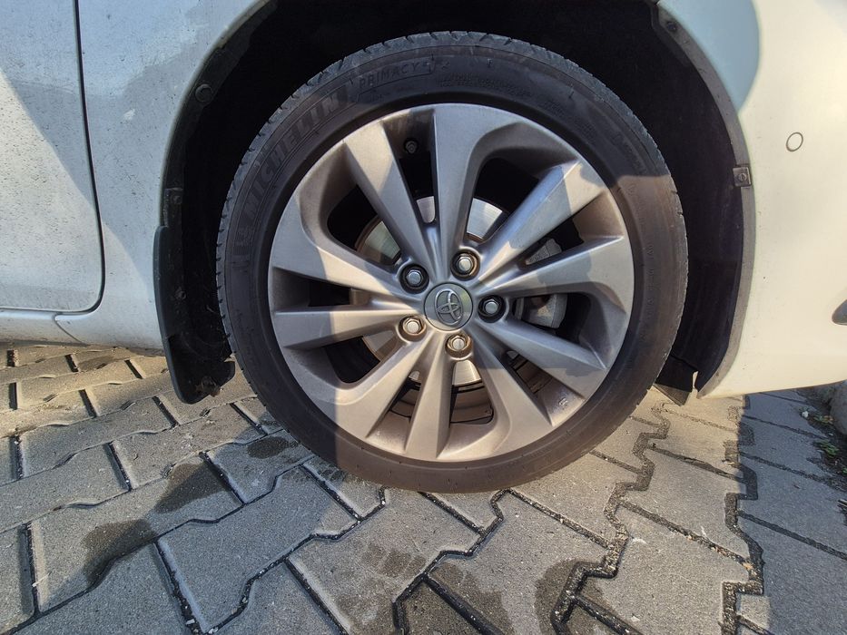 Toyota Auris hybrid unic proprietar