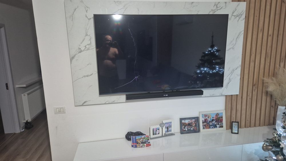 Vânt tv pt piese  in garanție,display spart