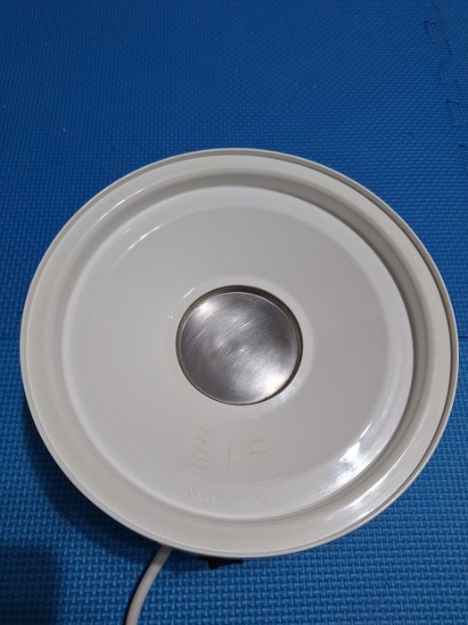 Sterilizator de biberoane