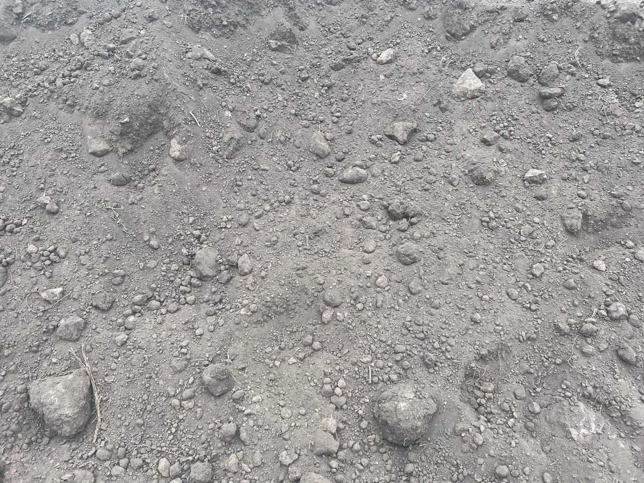 Песок( крупный, мелкий) щебень, отцев