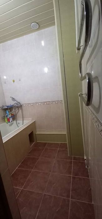 Квартира на Бобура -Корзинка 2/2/9 общ пл 60м  с мебелью