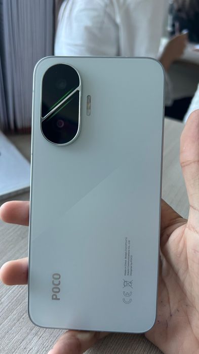 Poco f7     новый