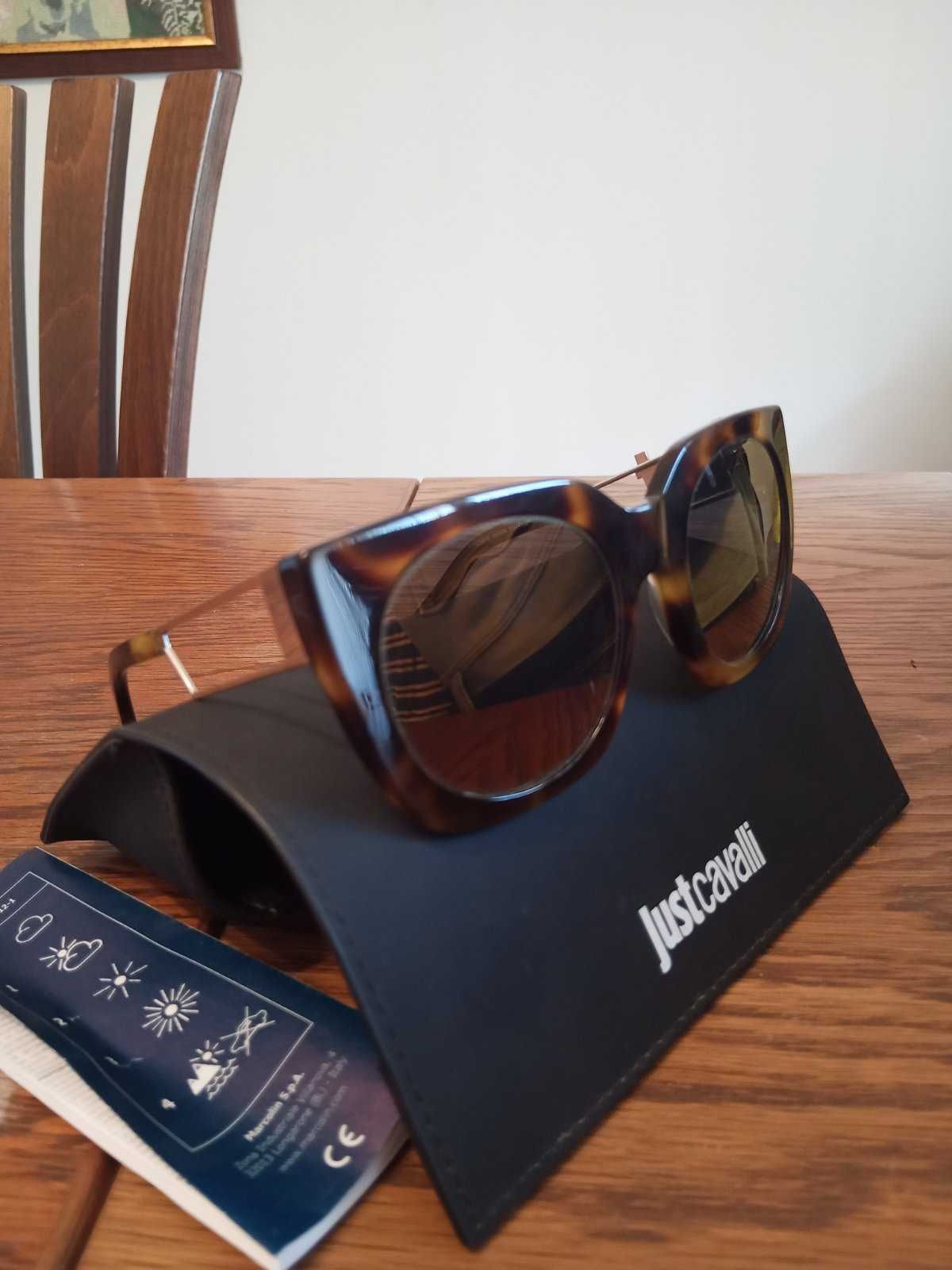 Слънчеви очила justcavalli