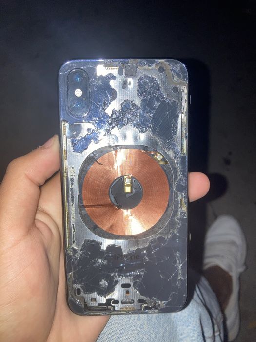 iPhone XC by ystalgan