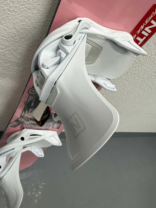 placa noua snowboard nitro alternator x hailey L142cm