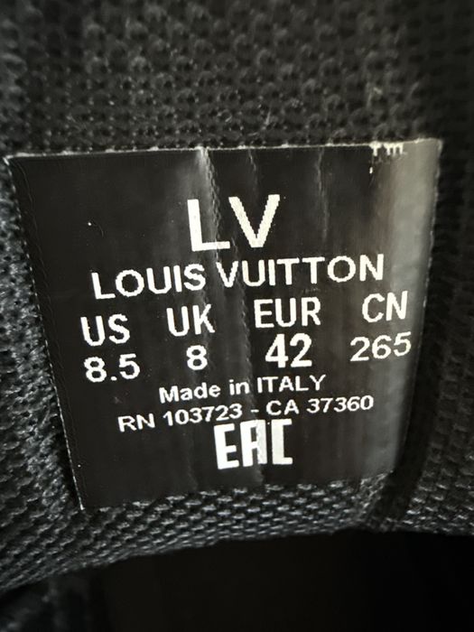 Adidasi Louis Vuitton