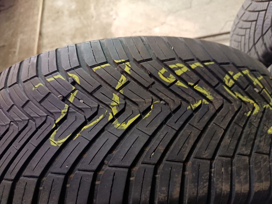 Anvelope 4sezoane ms 225 55 18 continental 2021 5mm