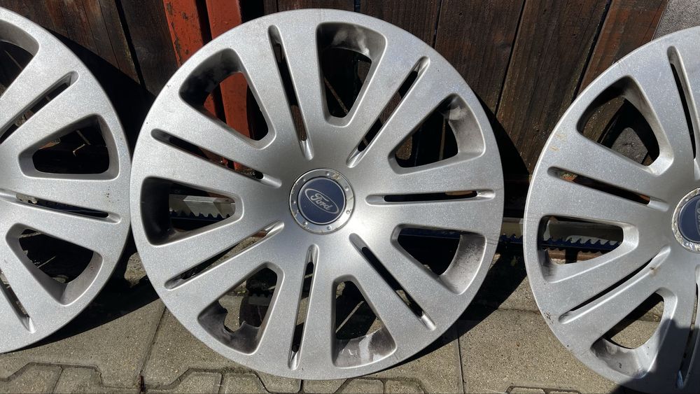 Set jante tabla 16’ 5x108 originale ford cu capace ford