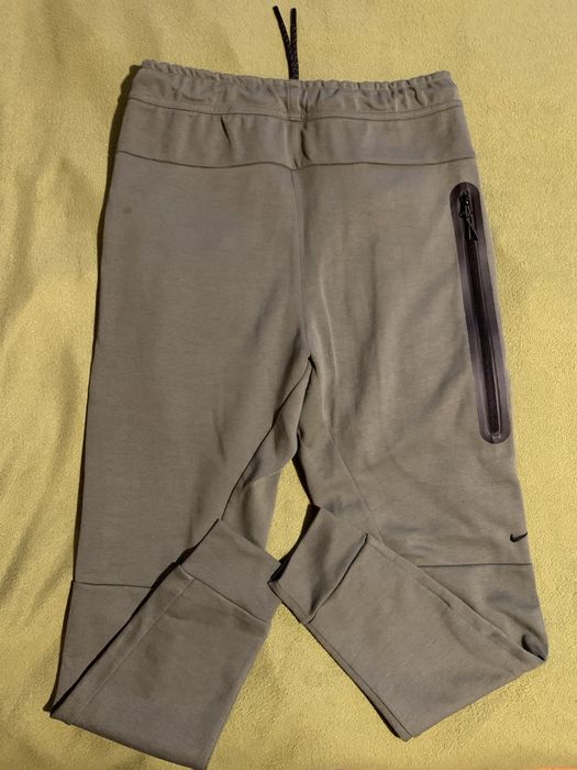 Nike Tech Fleece, нов, M размер,