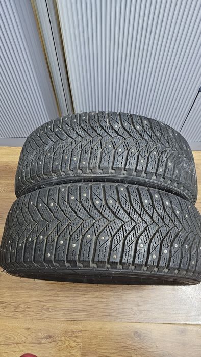 Зимние шипованые шины TRIANGLE ICE LINK 215/55 R 17