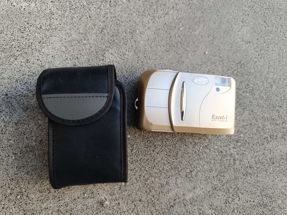 Фотоапарат Excel - 1 с лента и калъф